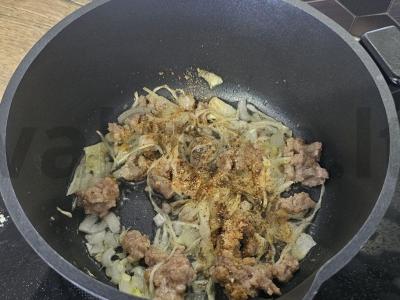 Kibinai su kopūstais ir kiaulienos faršu Žingsnis 6