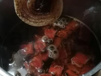 Marinuoti kiaušiniai prieskoniuose Žingsnis 5