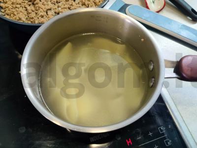 Lasagna su bešakne makaronu Žingsnis 2