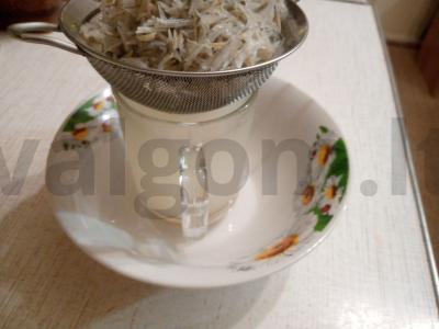 Žuvies aspikas iš karpio Žingsnis 4