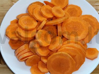 Marinuota kopūstai su morkomis ir česnaku Žingsnis 3