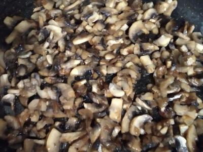 Vištienos pyragas su grybais Žingsnis 3