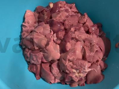 Vištienos kepenėlės grietinėje pietums Žingsnis 1