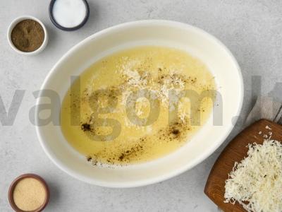Keptas bulvės su parmezanu Žingsnis 2
