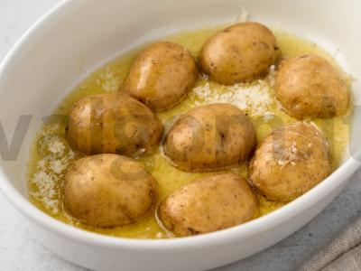 Keptas bulvės su parmezanu Žingsnis 3