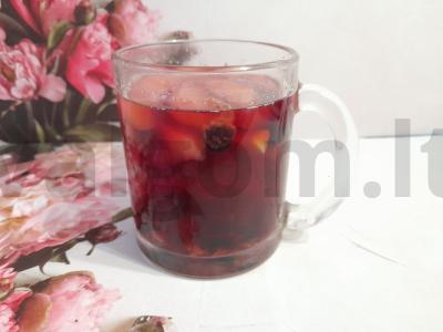 Obuolių ir juodųjų serbentų kompotas pagrindine nuotrauka