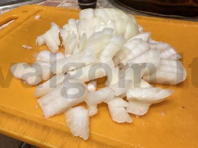 Keptas patiekalas su baltomis grybeliais ir kiauliena Žingsnis 4