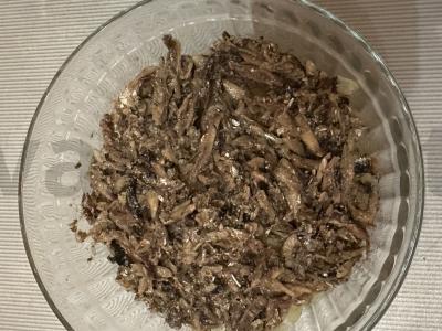 Salotas su šprotais Žingsnis 2