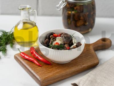 Marinuoti šitake grybai pagrindine nuotrauka