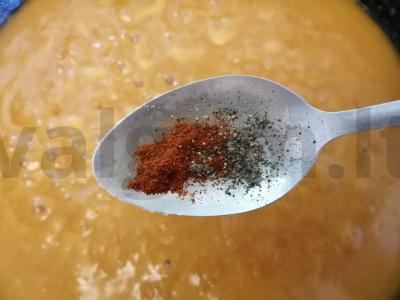 Pomidorų padažas su paprika ir juodaisiais pipirais Žingsnis 4