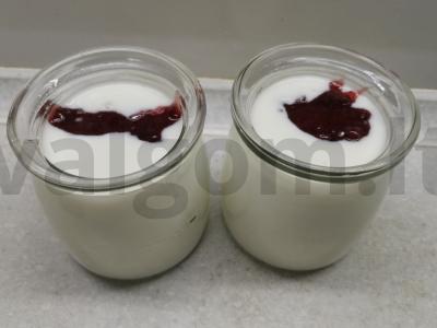 Rūgštus pieno desertas su chia sėklomis Žingsnis 1