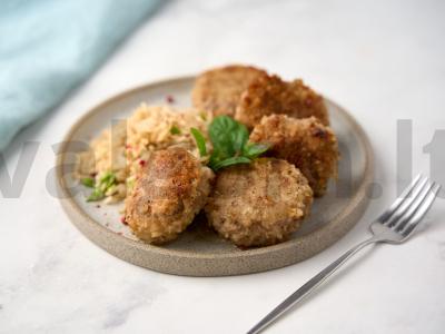 Mėsos kotletai su brokoliais pagrindine nuotrauka