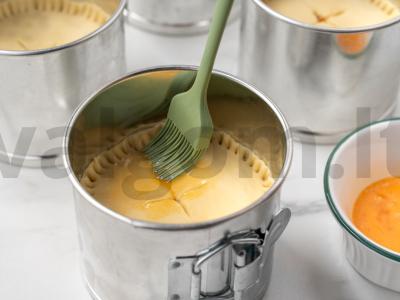 Pyragas su troškinta jautiena ir alumi Žingsnis 10