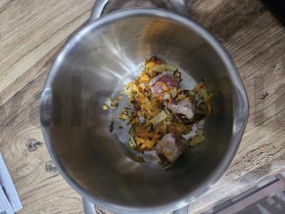 Daržovių sriuba su ryžiais ir meatballs Žingsnis 3