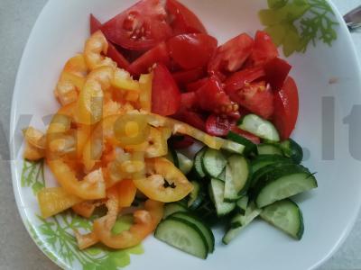 Daržovių salotas „Vitamininis“ Žingsnis 1