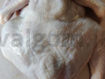 Vištiena rožiniame vyne Žingsnis 1