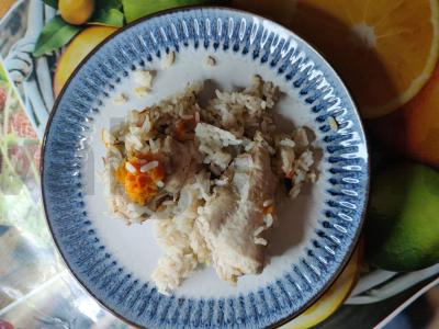 Vištiena rožiniame vyne pagrindine nuotrauka