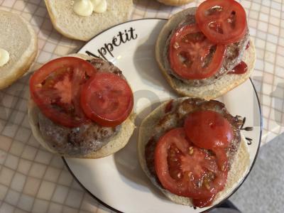 Greiti burgeriai su kotletais Žingsnis 7