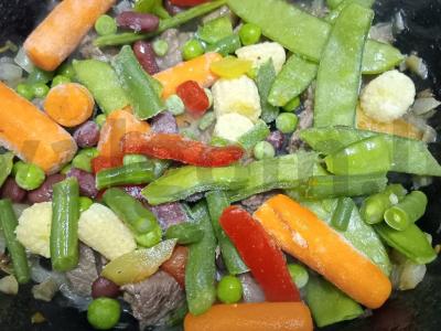 Jautiena, troškinta su daržovėmis karibų stiliumi Žingsnis 5