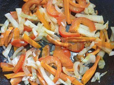 Laghman su vištiena Žingsnis 6