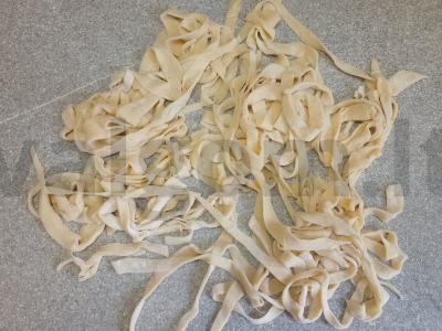 Laghman su vištiena Žingsnis 15