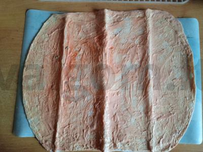 Mėsos ir korėjietiškų morkų ritinys Žingsnis 2