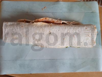 Mėsos ir korėjietiškų morkų ritinys Žingsnis 8