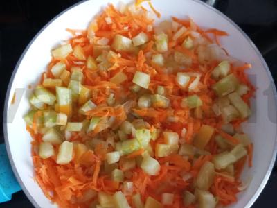 Vištienos sriuba su perliniu miežiu Žingsnis 2