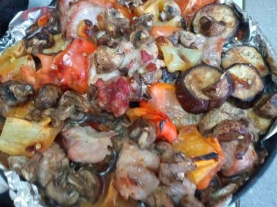 Kepta kiauliena su daržovėmis unagi padaže Žingsnis 8