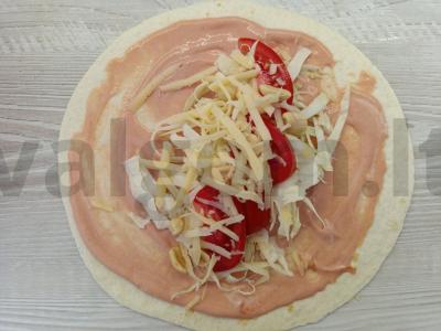 Lavašas su daržovėmis ir žemės riešutais Žingsnis 5