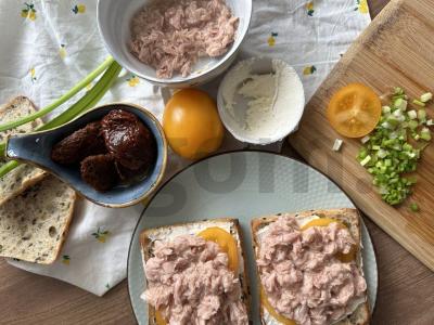 Baltyminiai tostai su tunu ir kiaušiniu Žingsnis 3