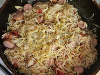 Smulkūs makaronai su dešrelėmis Žingsnis 6