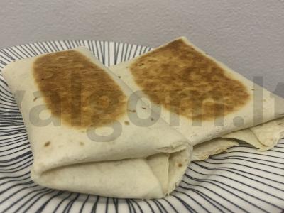 Saldūs tortilijų vokeliai pagrindine nuotrauka