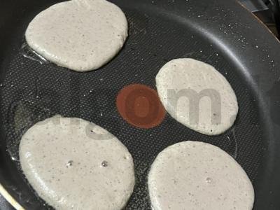 Mėlynių blynai pusryčiams Žingsnis 4