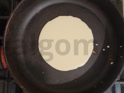 Švelnūs blynai su pienu Žingsnis 4