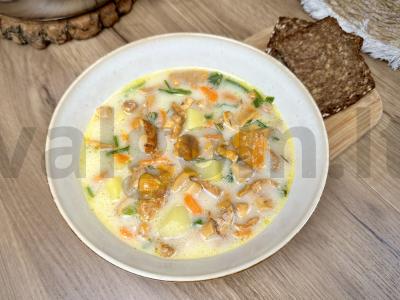 Sūrio sriuba su voveraitėmis pagrindine nuotrauka