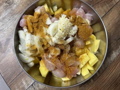 Kepta bulvė su vištiena grietinėje Žingsnis 4