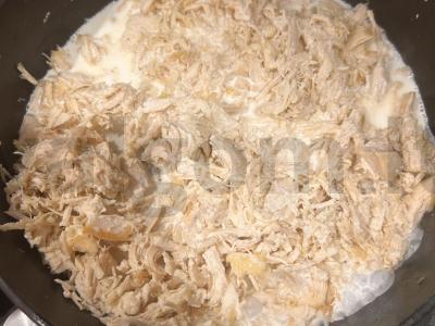 Makaronai su vištiena, vyšniniais pomidorais ir grietinėlėmis Žingsnis 3