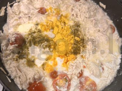 Makaronai su vištiena, vyšniniais pomidorais ir grietinėlėmis Žingsnis 5