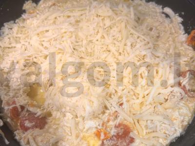 Makaronai su vištiena, vyšniniais pomidorais ir grietinėlėmis Žingsnis 6