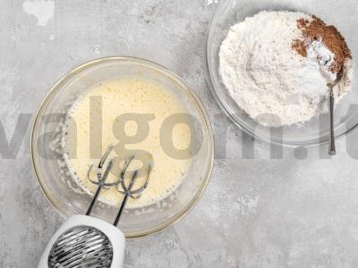 Šokoladinis tortas su siurprizu Žingsnis 1