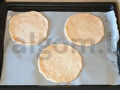 Aštrus pica su aštriu padažu Žingsnis 3