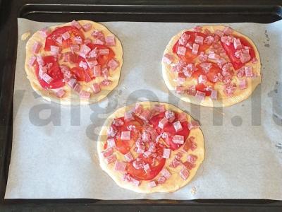 Aštrus pica su aštriu padažu Žingsnis 8