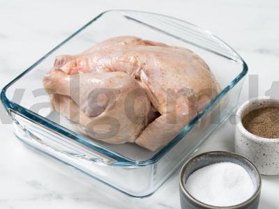 Įdarytas viščiukas su žolelėmis ir česnaku Žingsnis 1