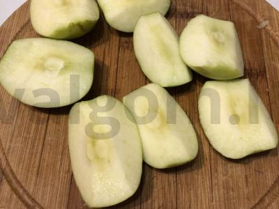 Salotas su ridikėliais, obuoliais ir morkomis Žingsnis 4