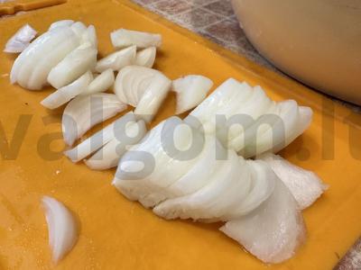 Troškinta bulvė su elniena lėtoje viryklėje Žingsnis 8