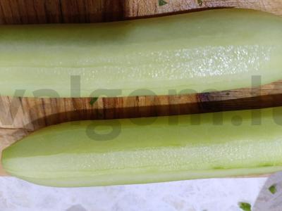 Salotos su žaliu svogūnu ir grietine Žingsnis 4