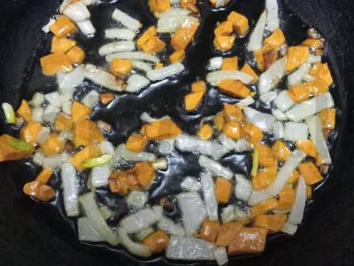 Ryžiai su troškiniu ir daržovėmis pietums Žingsnis 2