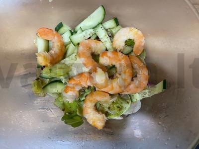 PP salotas su agurkais ir krevetėmis Žingsnis 7