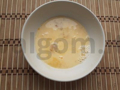 Dilgėlių, daržovių ir vištienos kiaušinių sriuba Žingsnis 4